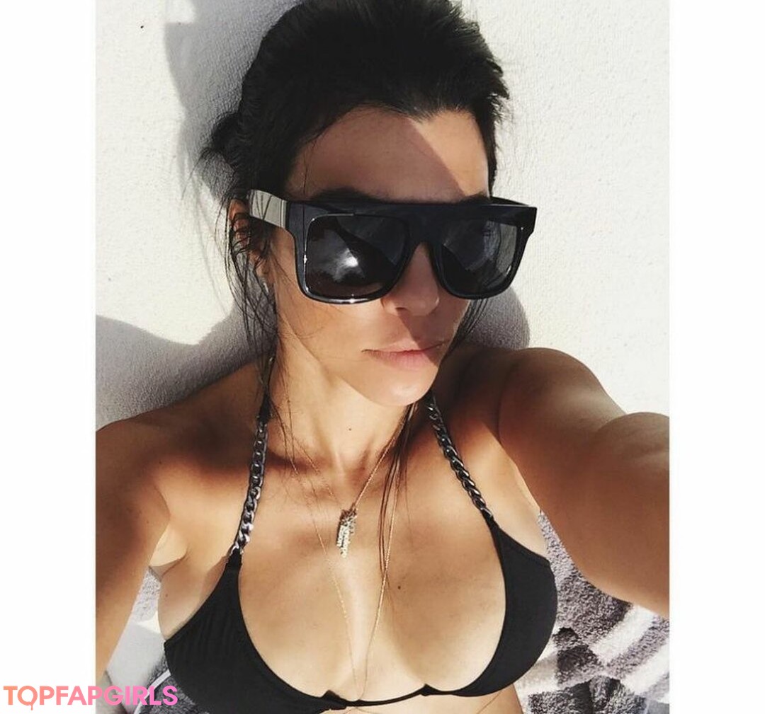 Foto desnuda filtrada de OnlyFans de Kourtney Kardashian #499 Foto desnuda filtrada de OnlyFans de Kourtney Kardashian #499
