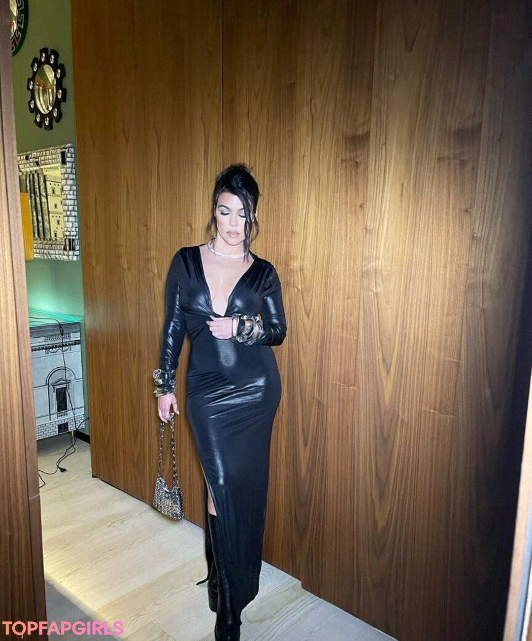 Foto desnuda filtrada de OnlyFans de Kourtney Kardashian #608 Foto desnuda filtrada de OnlyFans de Kourtney Kardashian #608