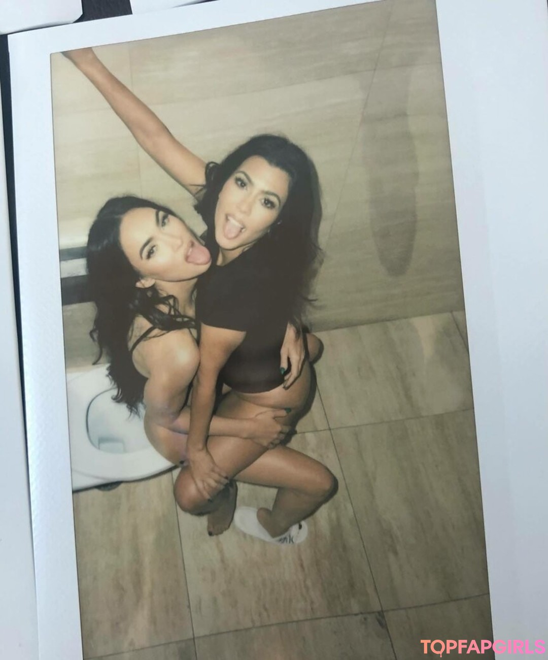 Foto desnuda filtrada de OnlyFans de Kourtney Kardashian #618 Foto desnuda filtrada de OnlyFans de Kourtney Kardashian #618