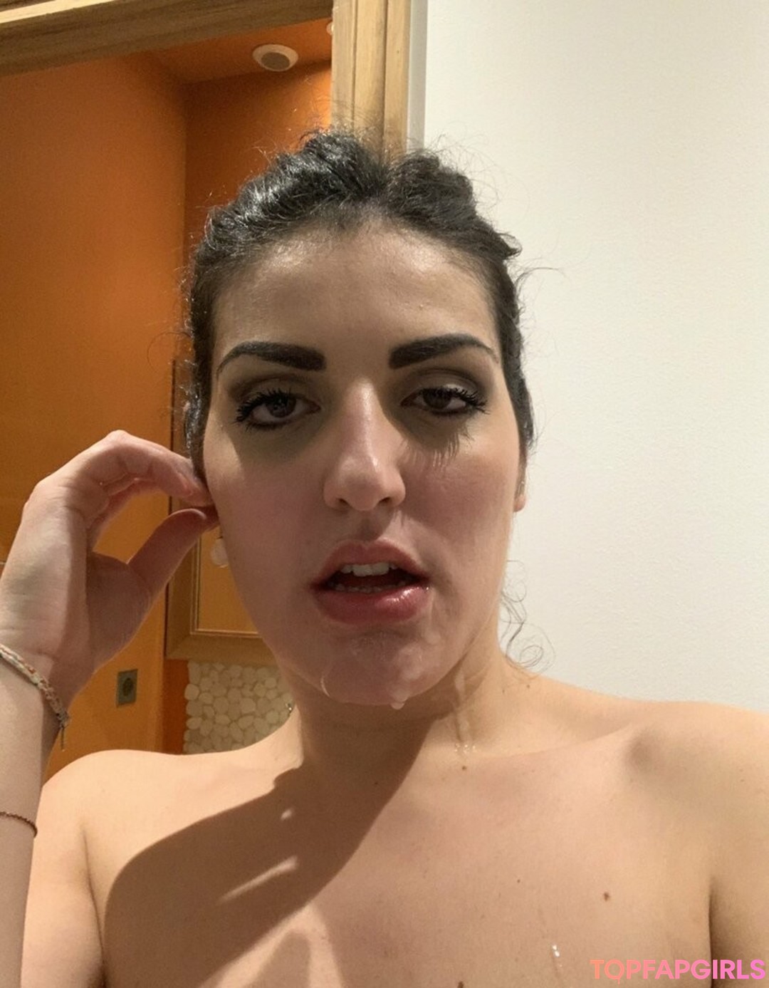 Foto desnuda filtrada de OnlyFans de Laure Zecchi #9 Foto desnuda filtrada de OnlyFans de Laure Zecchi #9