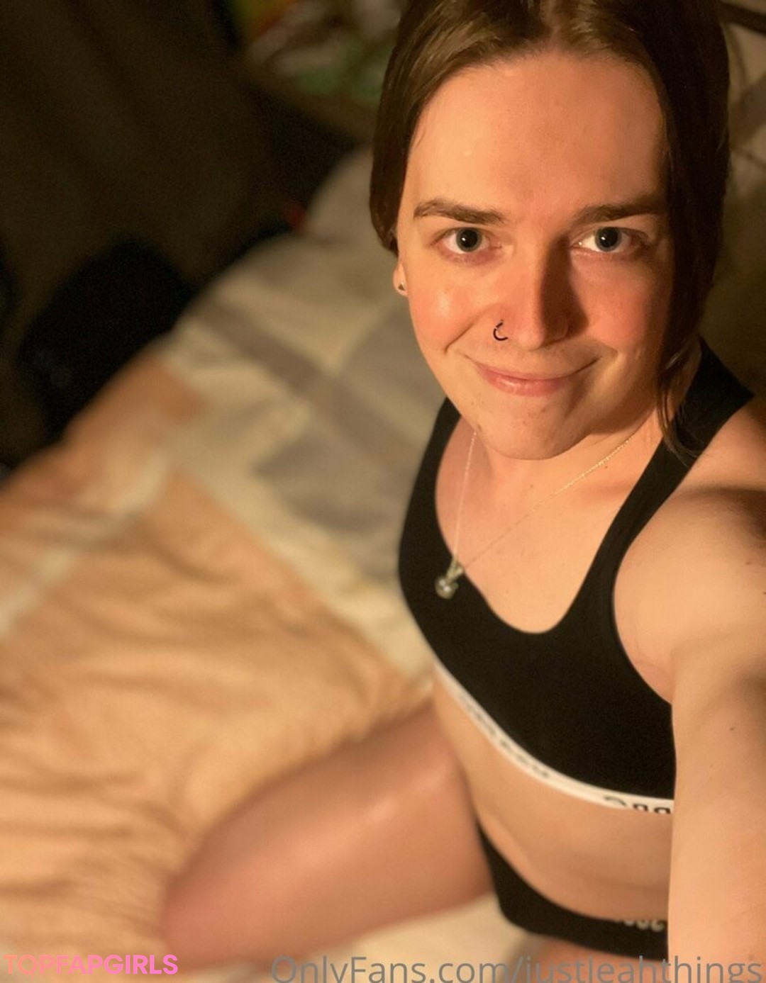 Foto desnuda filtrada de OnlyFans de Justleahthings #3 Foto desnuda filtrada de OnlyFans de Justleahthings #3