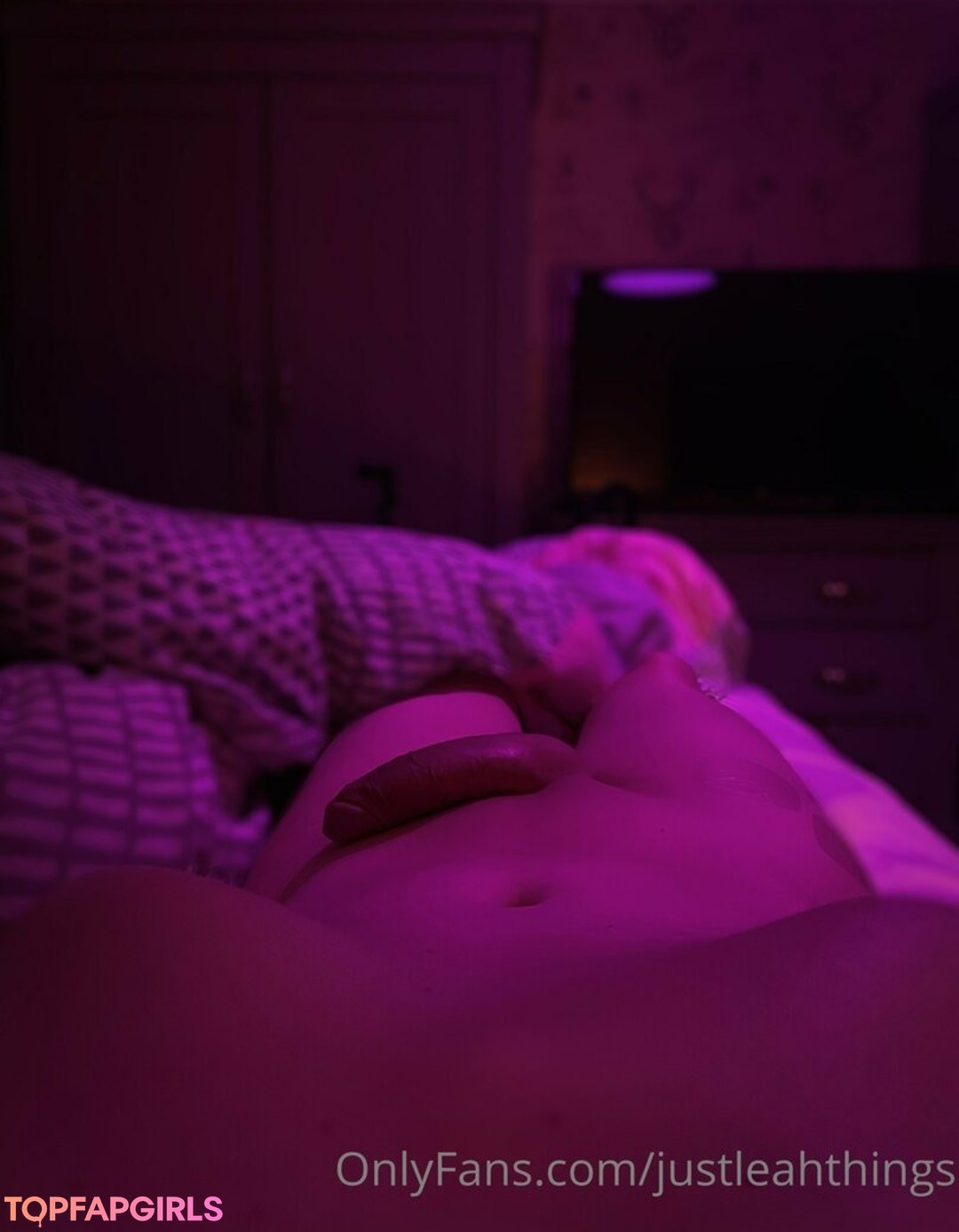 Foto desnuda filtrada de OnlyFans de Justleahthings #70 Foto desnuda filtrada de OnlyFans de Justleahthings #70