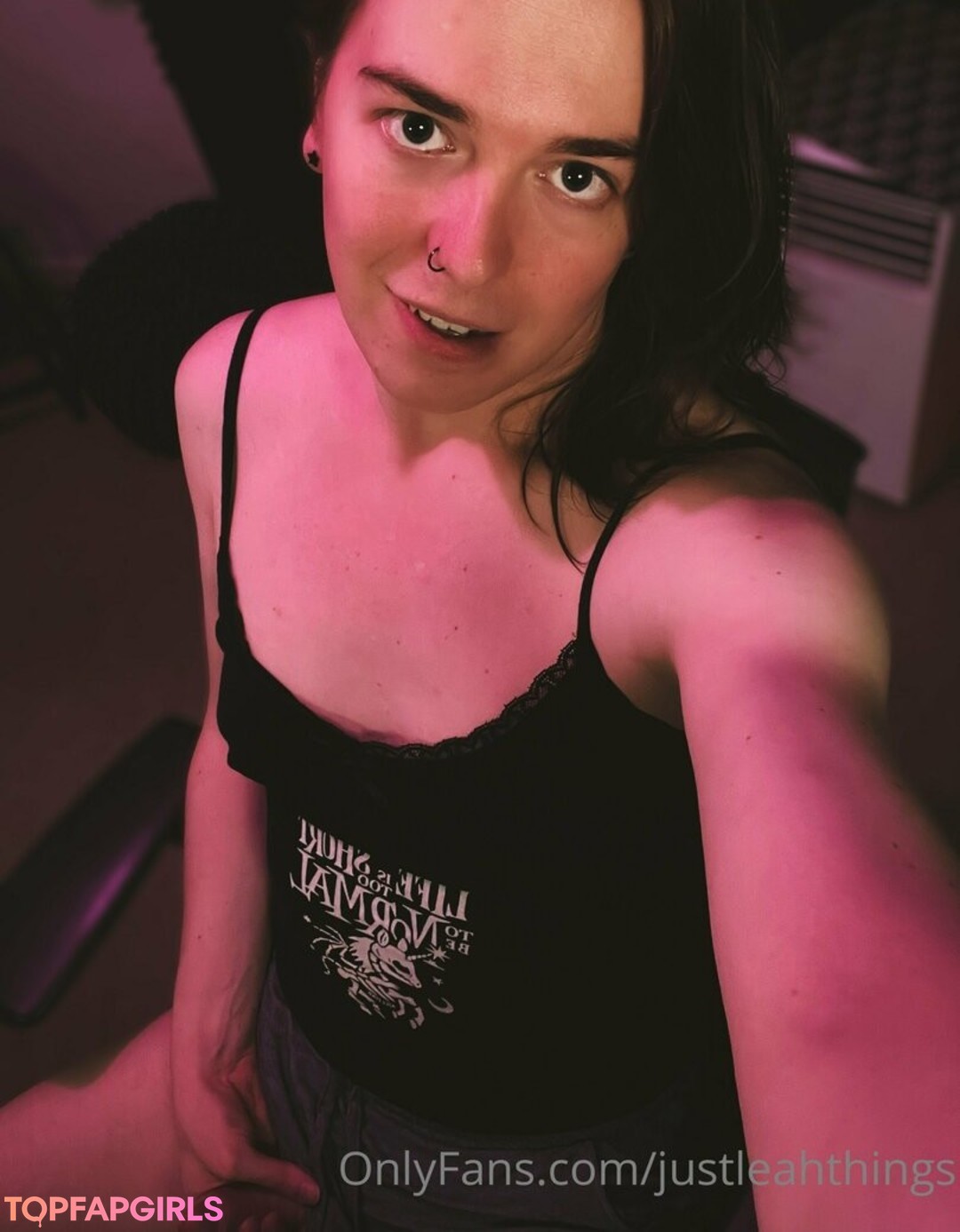 Foto desnuda filtrada de OnlyFans de Justleahthings #74 Foto desnuda filtrada de OnlyFans de Justleahthings #74