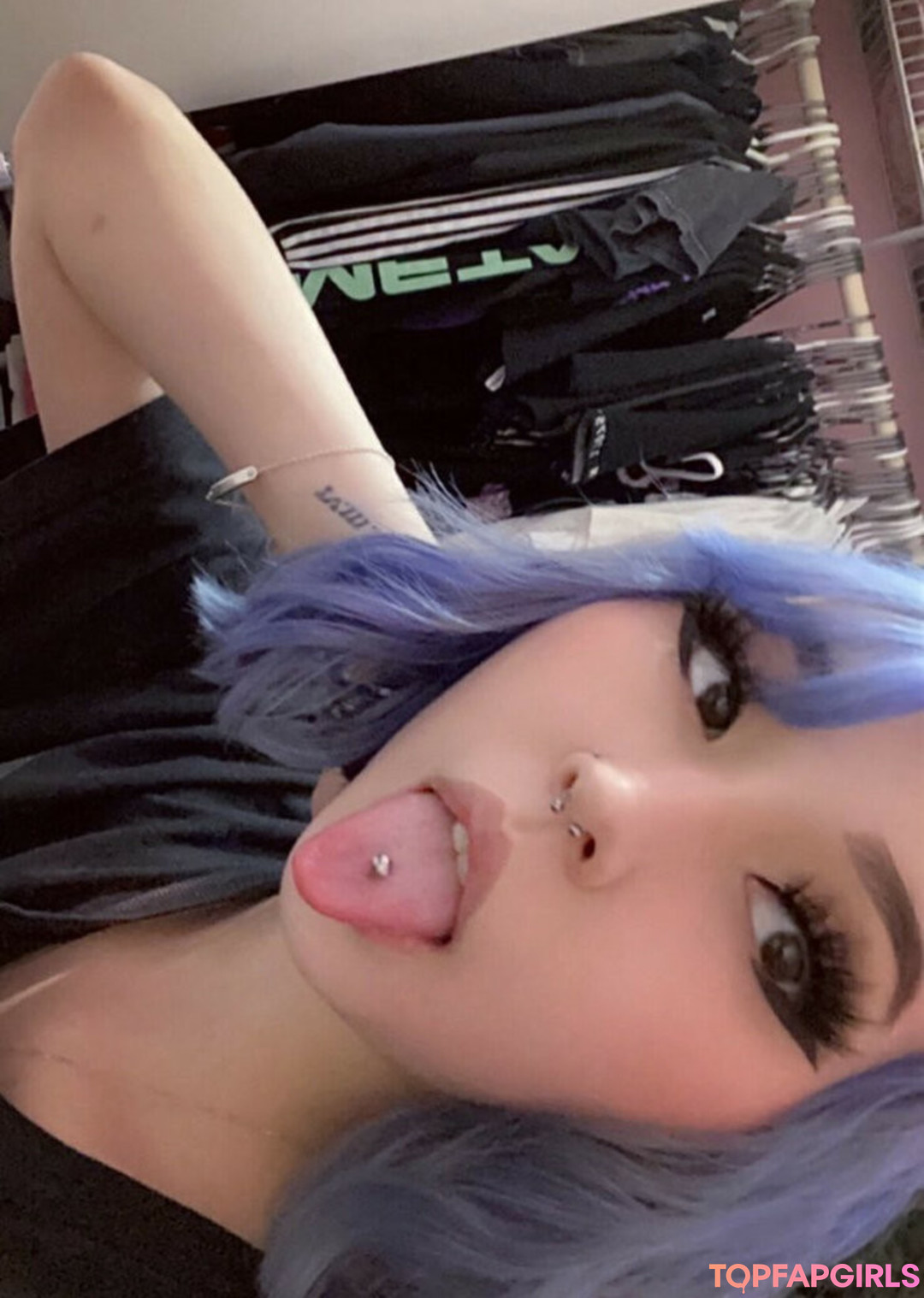 Foto desnuda filtrada de OnlyFans de Shadowgirl #29 Foto desnuda filtrada de OnlyFans de Shadowgirl #29