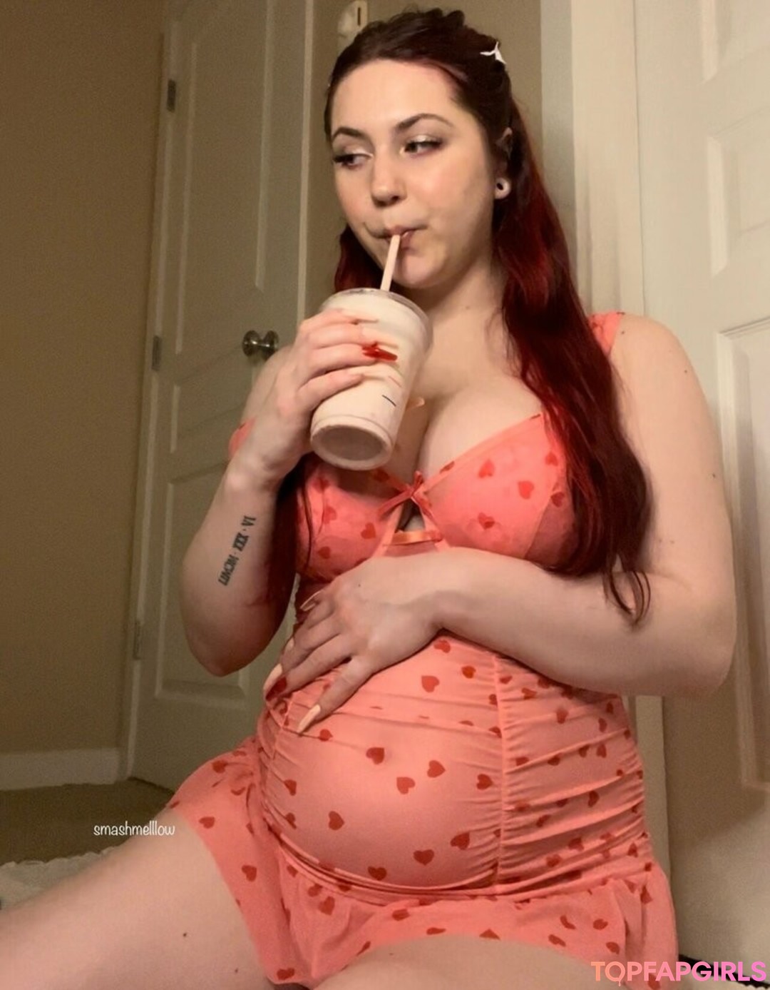 Foto desnuda filtrada de OnlyFans de Smashmelllow #86 Foto desnuda filtrada de OnlyFans de Smashmelllow #86