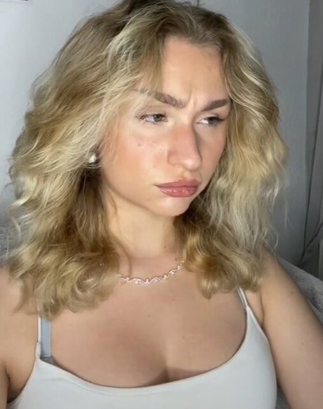 Foto desnuda filtrada de OnlyFans de Lilly Pearce