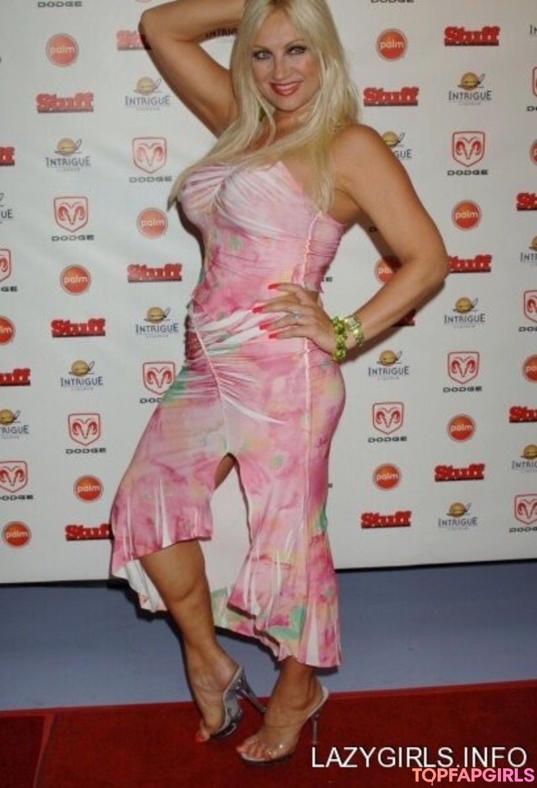 Foto desnuda filtrada de OnlyFans de Linda Claridge #27 Foto desnuda filtrada de OnlyFans de Linda Claridge #27