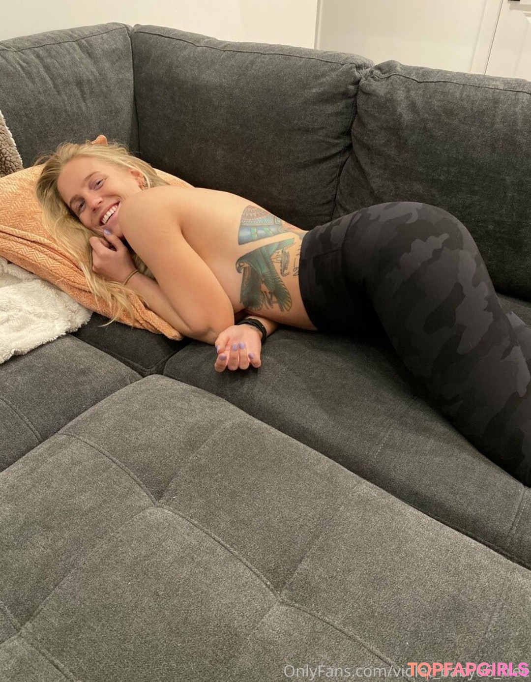 Foto desnuda filtrada de OnlyFans de Violetwalker66free #57 Foto desnuda filtrada de OnlyFans de Violetwalker66free #57