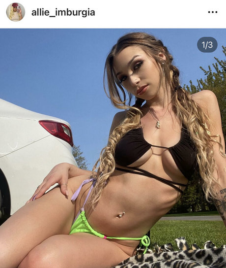 Foto desnuda filtrada de OnlyFans de Aliaremyinitials