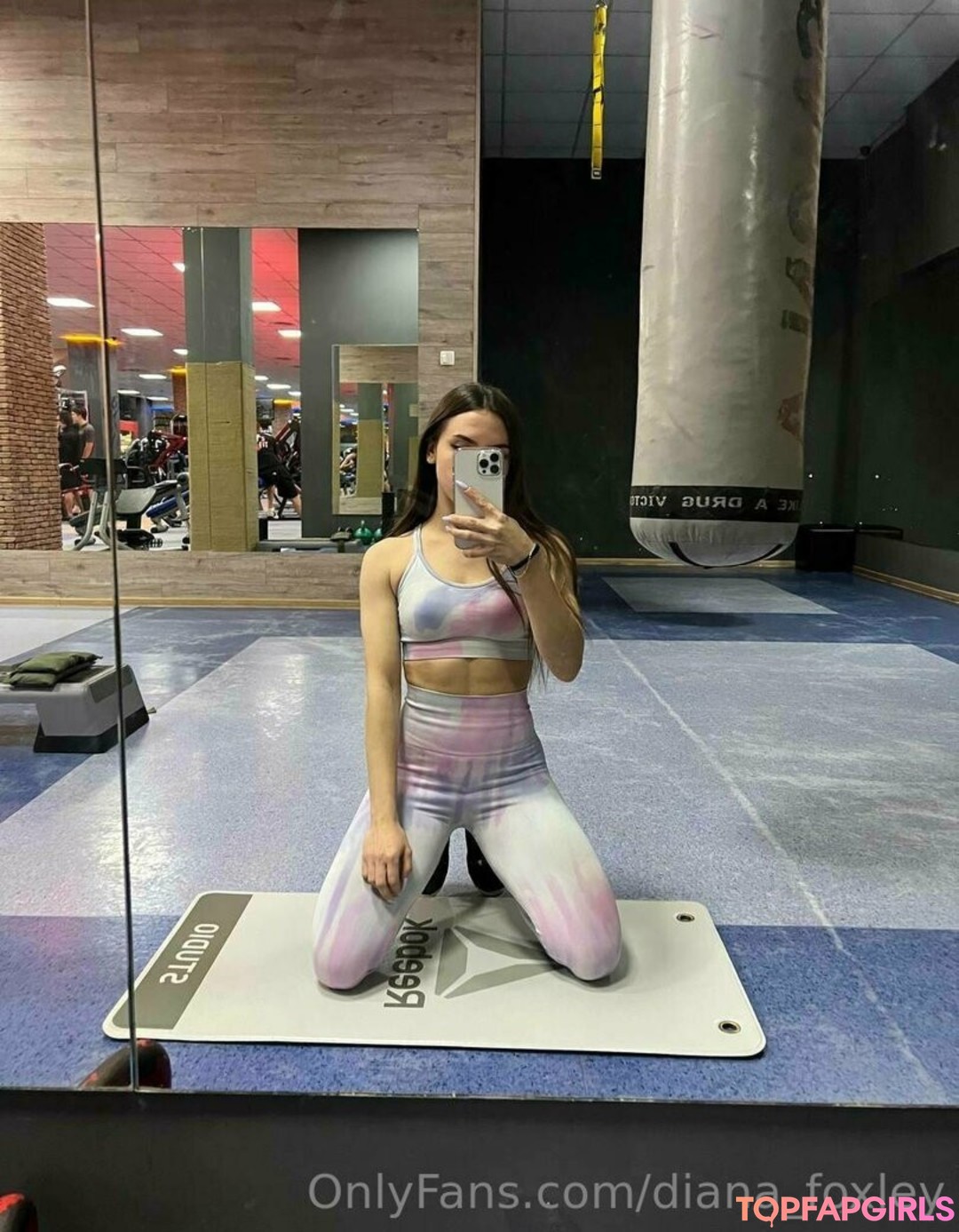 Foto desnuda filtrada de OnlyFans de Dianafoxley #43 Foto desnuda filtrada de OnlyFans de Dianafoxley #43