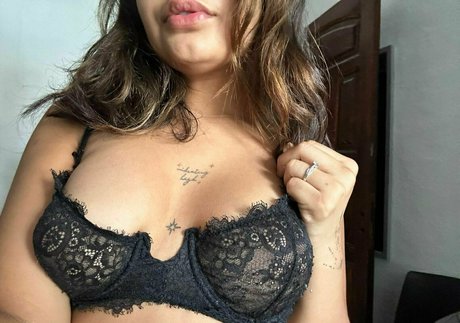 Foto desnuda filtrada de OnlyFans de Loineed