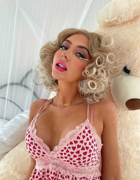 Foto desnuda filtrada de OnlyFans de Onlyfina