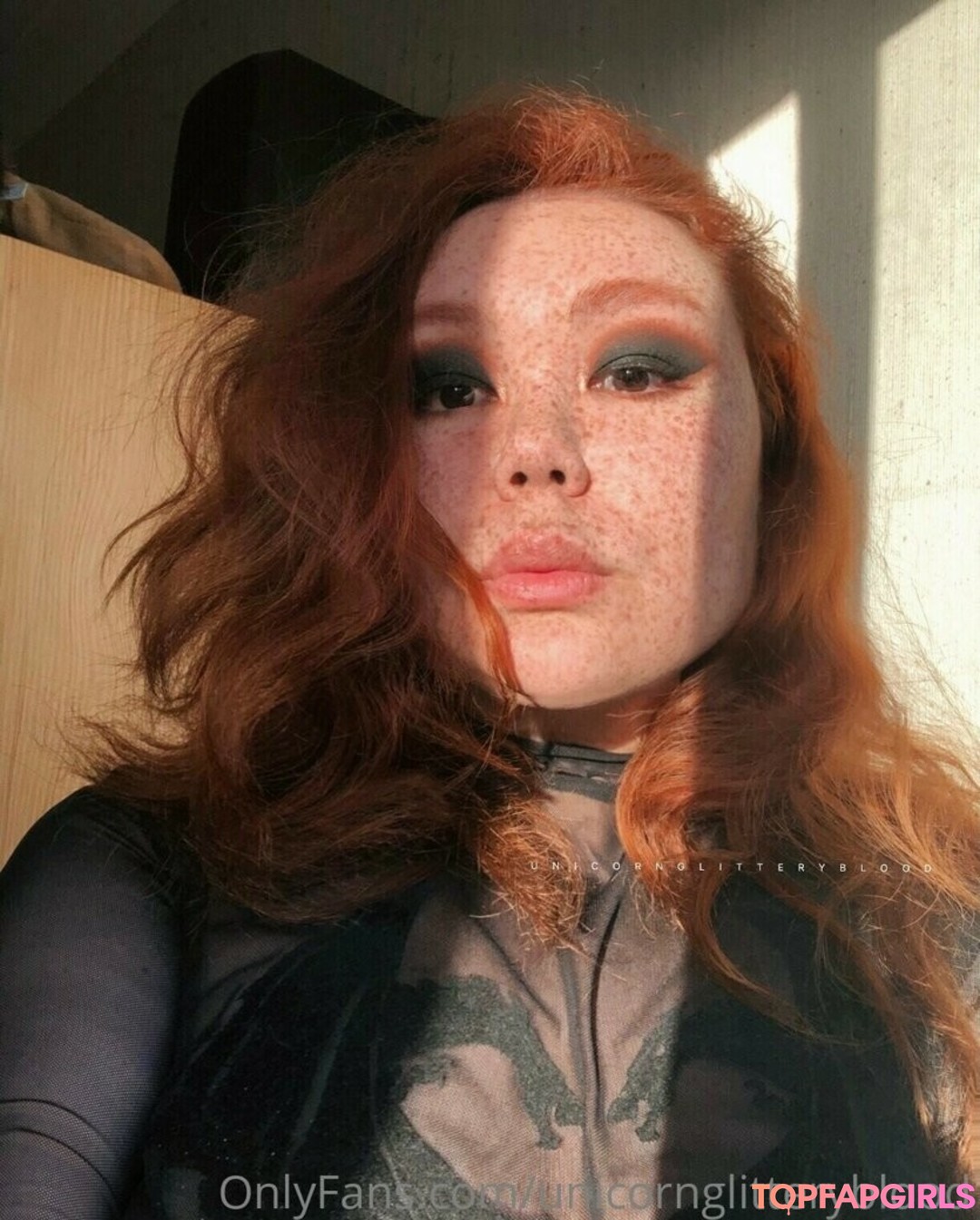 Foto desnuda filtrada de OnlyFans de Unicornglitteryblood #148 Foto desnuda filtrada de OnlyFans de Unicornglitteryblood #148