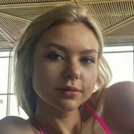 Foto desnuda filtrada de OnlyFans de Molchan Anastasiya
