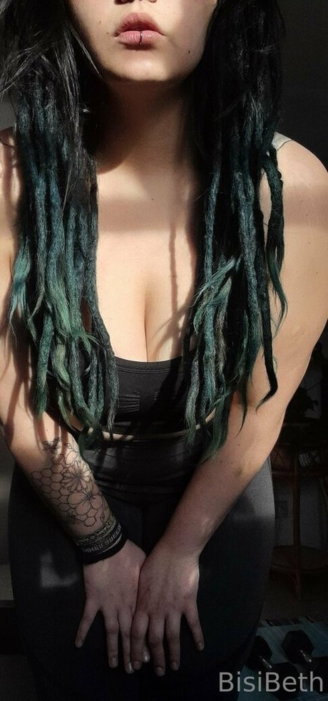 Foto desnuda filtrada de OnlyFans de Bisibeth