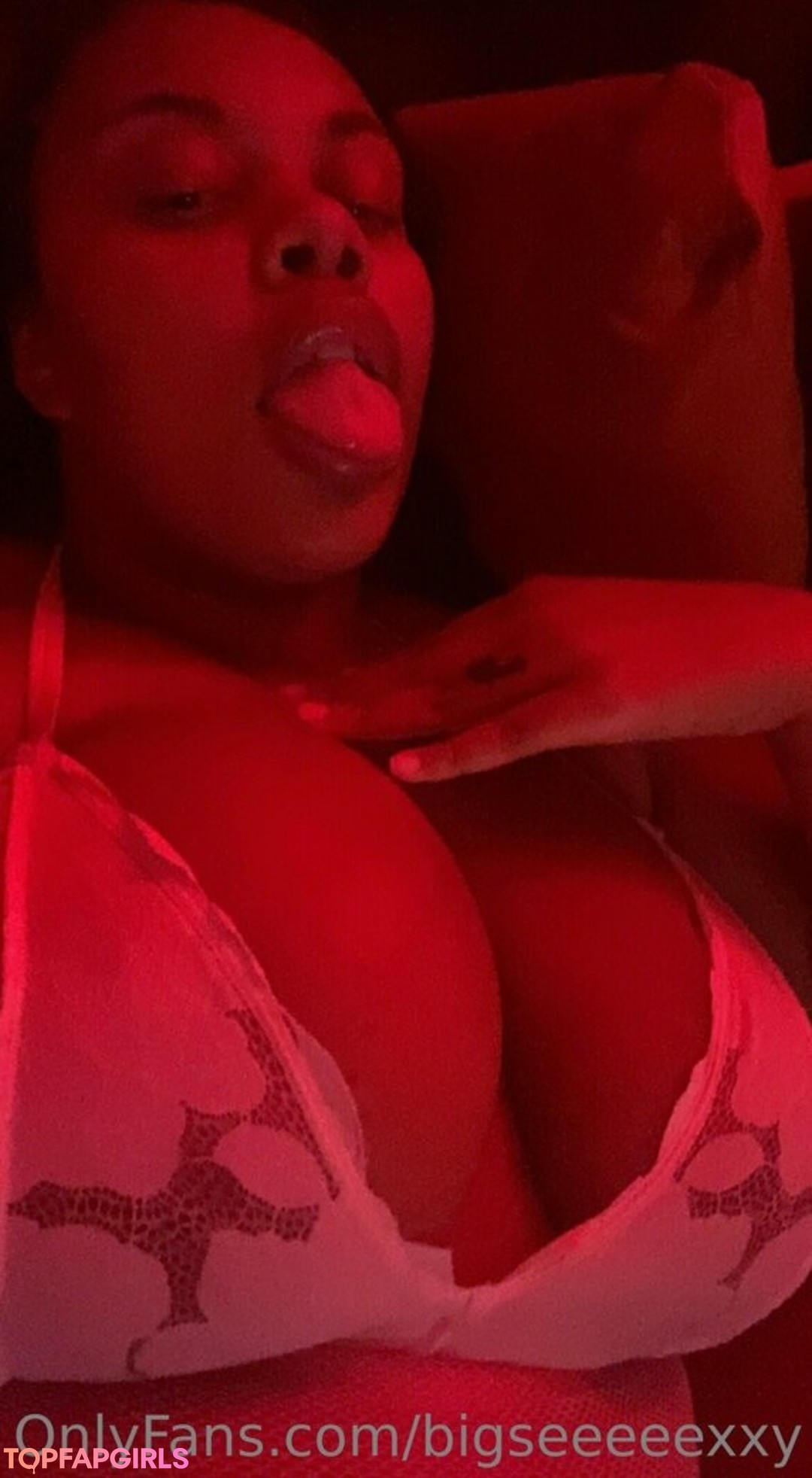 Foto desnuda filtrada de OnlyFans de Bigseeeeexxy #201 Foto desnuda filtrada de OnlyFans de Bigseeeeexxy #201