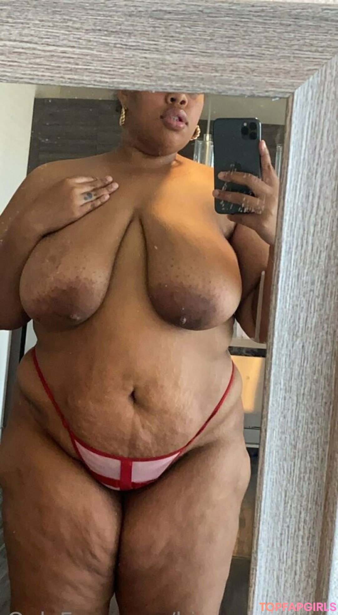 Foto desnuda filtrada de OnlyFans de Bigseeeeexxy #486 Foto desnuda filtrada de OnlyFans de Bigseeeeexxy #486