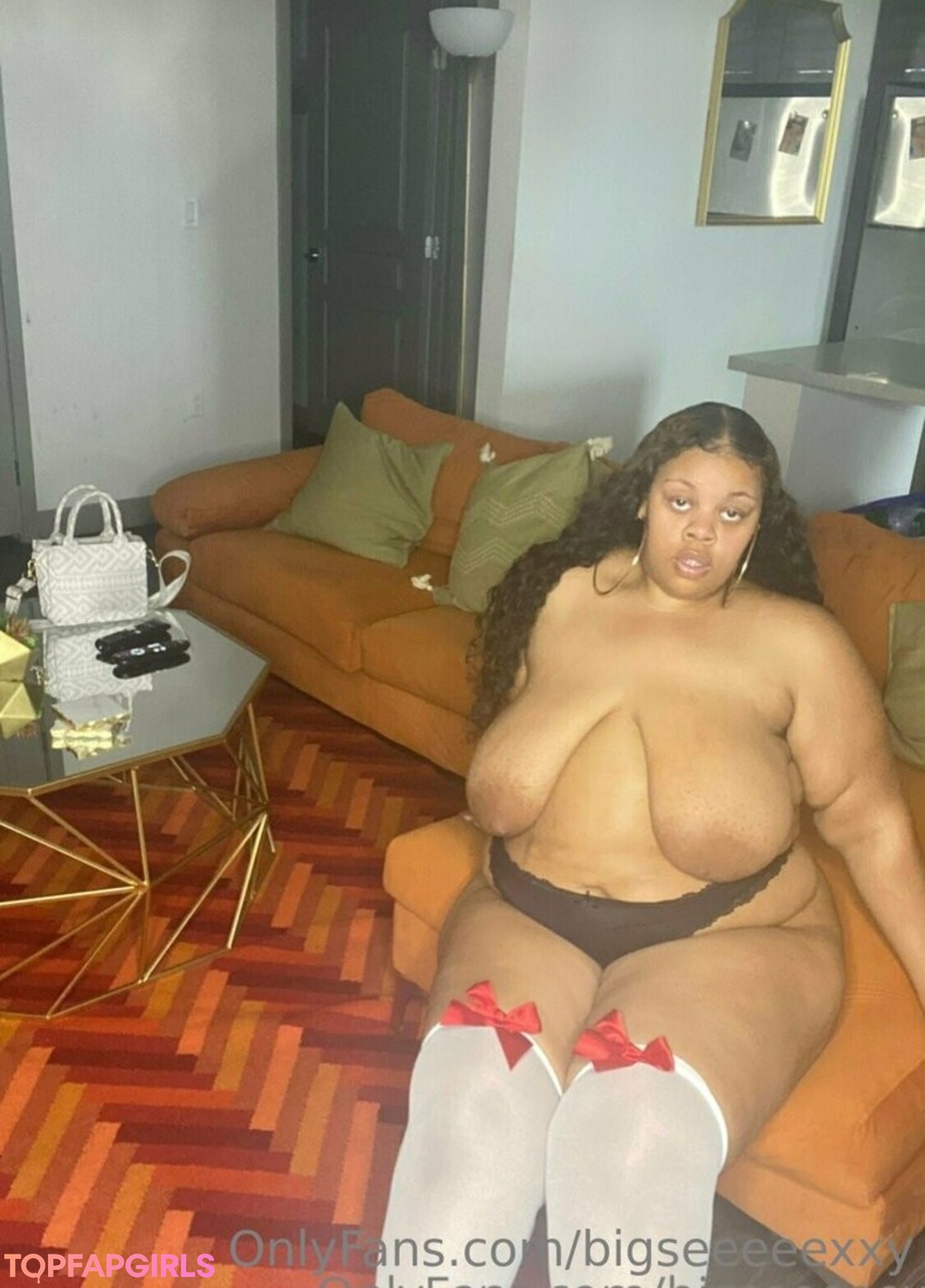 Foto desnuda filtrada de OnlyFans de Bigseeeeexxy #507 Foto desnuda filtrada de OnlyFans de Bigseeeeexxy #507