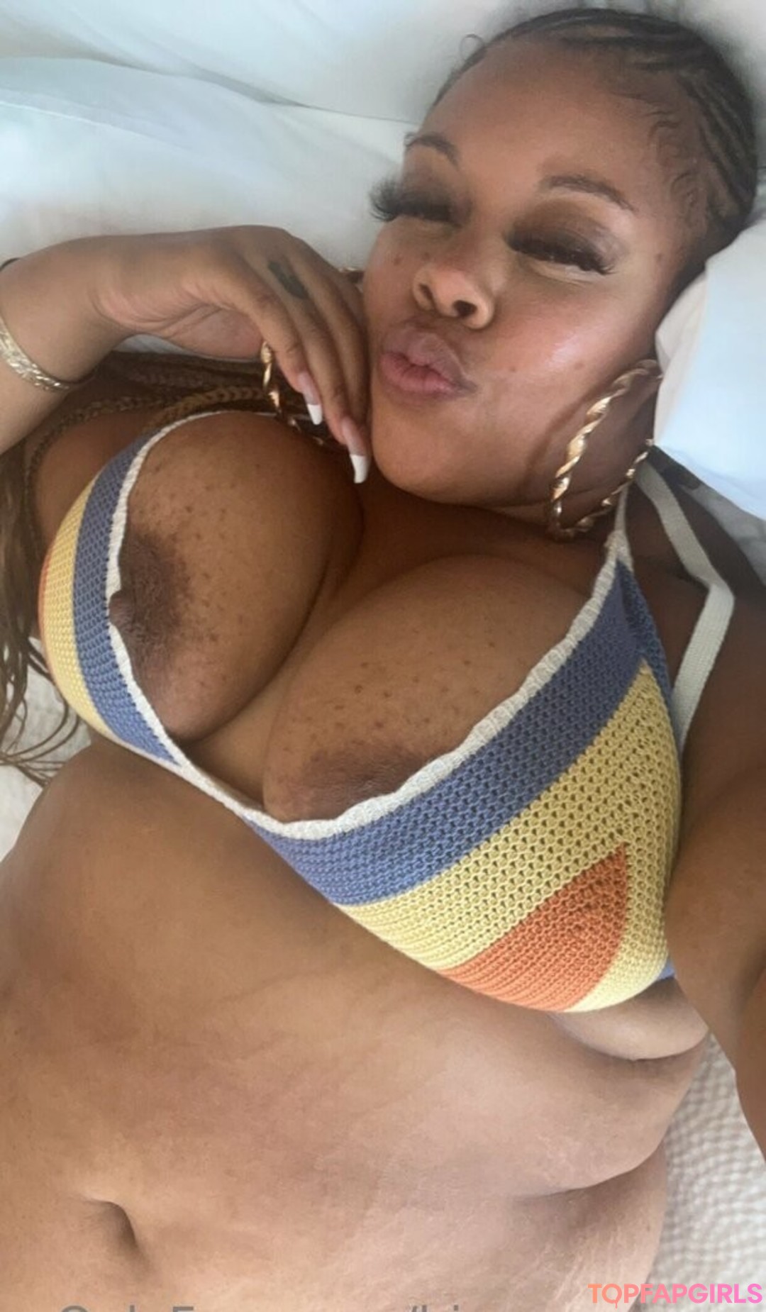 Foto desnuda filtrada de OnlyFans de Bigseeeeexxy #544 Foto desnuda filtrada de OnlyFans de Bigseeeeexxy #544