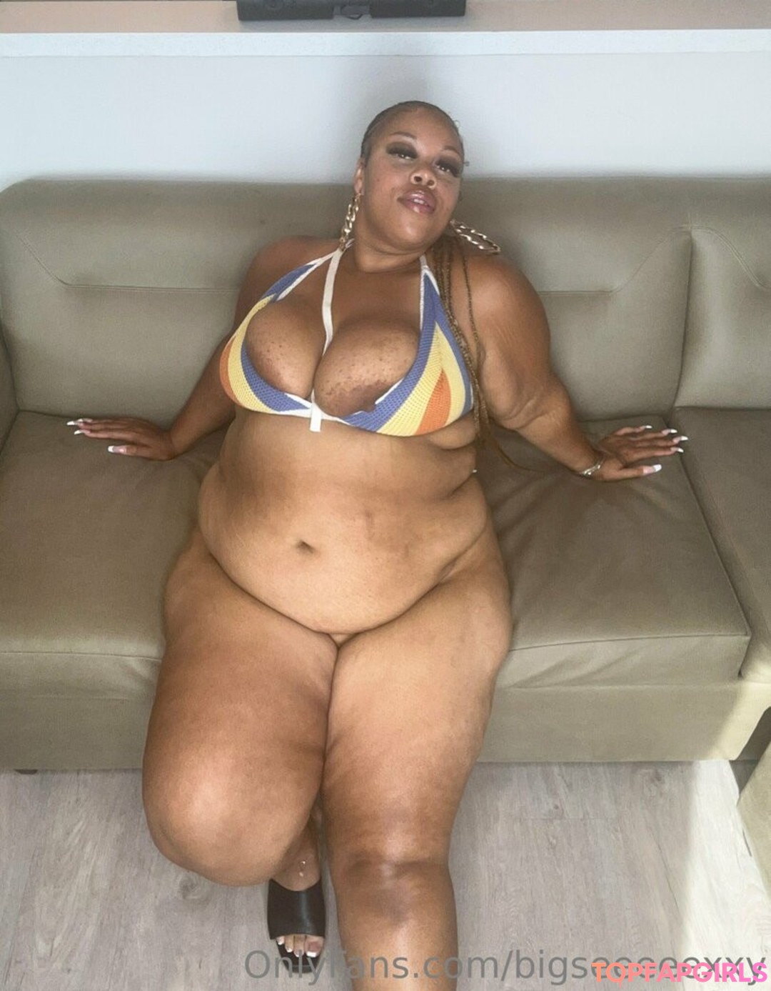 Foto desnuda filtrada de OnlyFans de Bigseeeeexxy #565 Foto desnuda filtrada de OnlyFans de Bigseeeeexxy #565