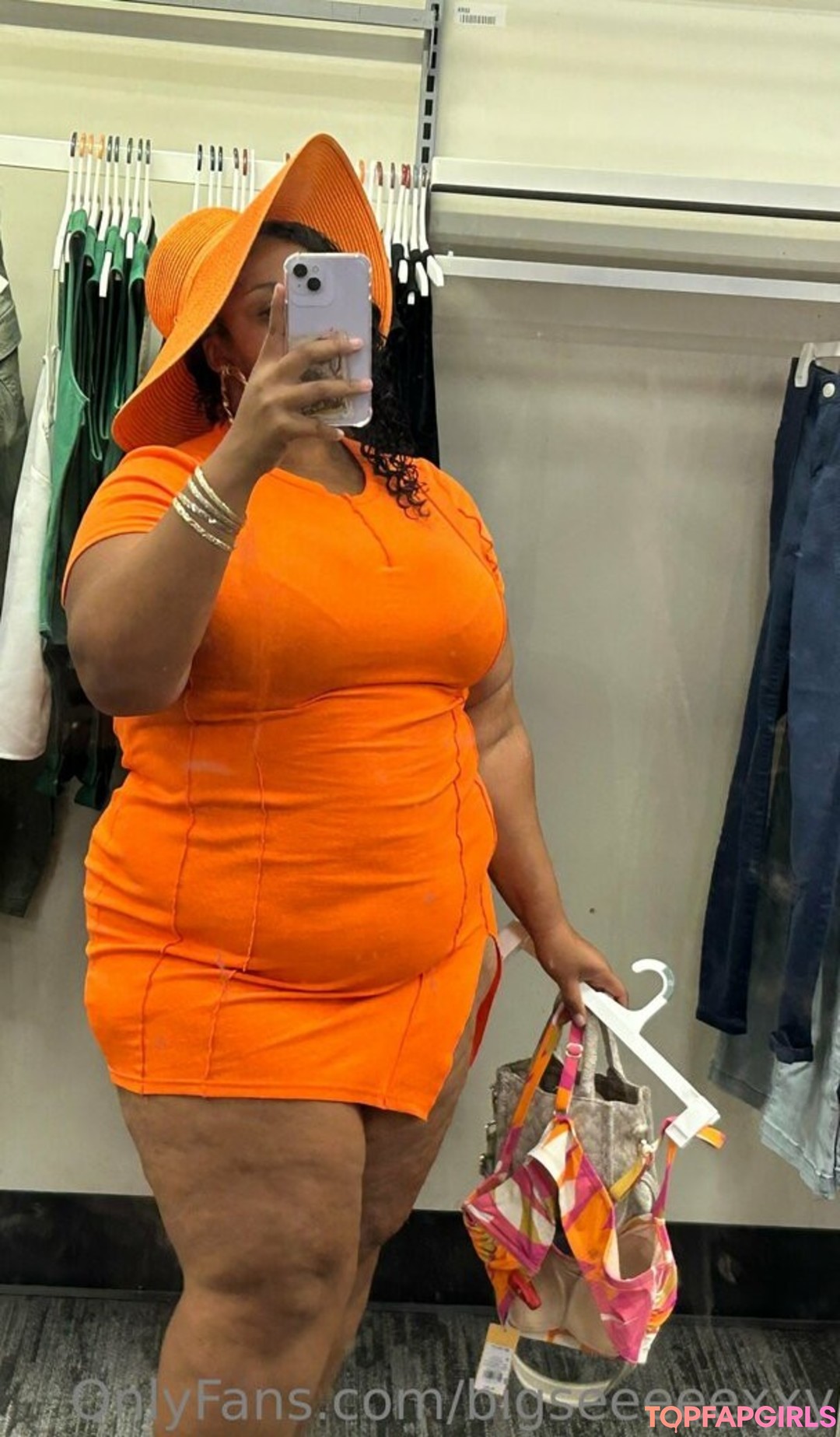 Foto desnuda filtrada de OnlyFans de Bigseeeeexxy #740 Foto desnuda filtrada de OnlyFans de Bigseeeeexxy #740