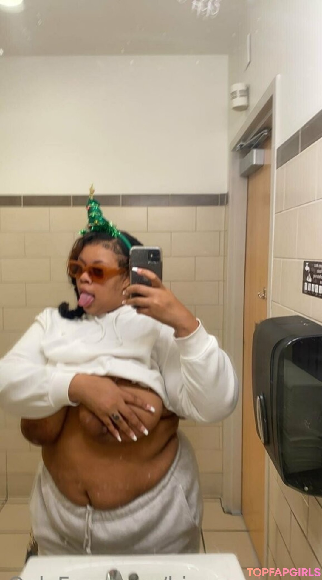 Foto desnuda filtrada de OnlyFans de Bigseeeeexxy #771 Foto desnuda filtrada de OnlyFans de Bigseeeeexxy #771