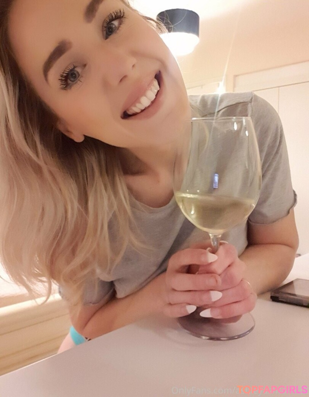 Foto desnuda filtrada de OnlyFans de Ashley Ashton #708 Foto desnuda filtrada de OnlyFans de Ashley Ashton #708