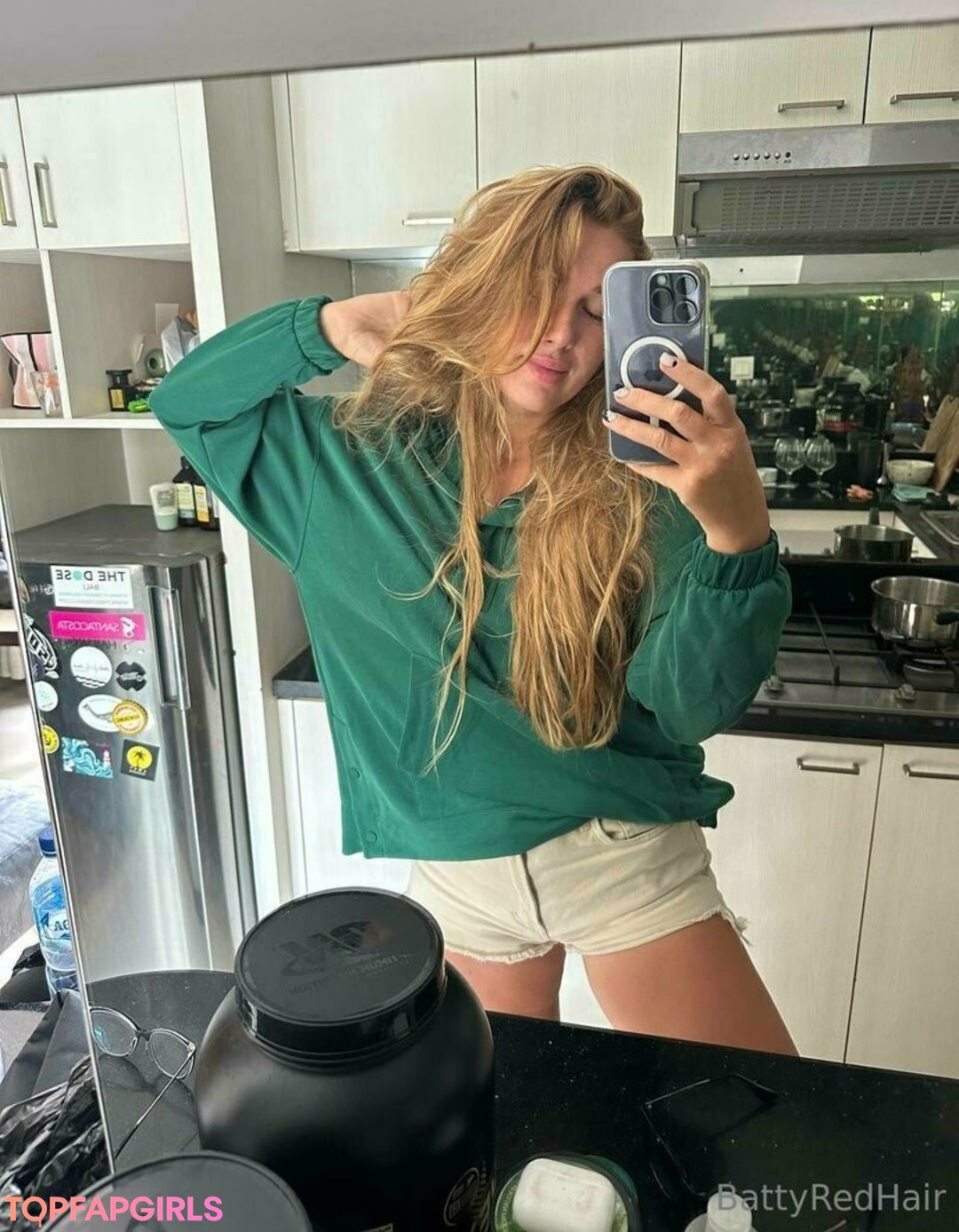 Foto desnuda filtrada de OnlyFans de Batty Red Hair #169 Foto desnuda filtrada de OnlyFans de Batty Red Hair #169