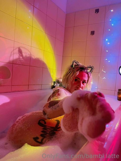 Foto desnuda filtrada de OnlyFans de Bambi Latte