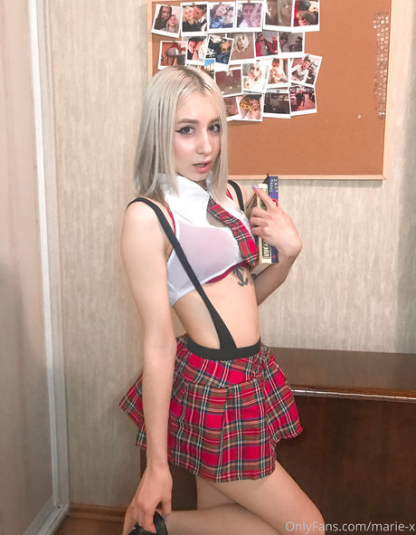 Marie_x