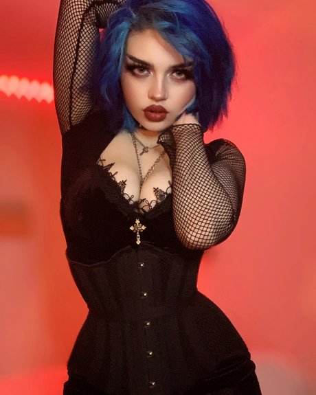 Foto desnuda filtrada de OnlyFans de Queen Nephilim
