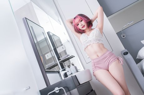Akaei Ray