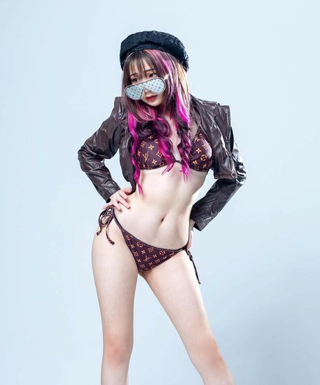Akaei Ray