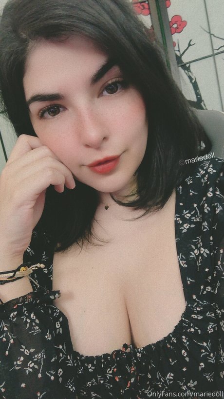 Foto desnuda filtrada de OnlyFans de Mariedoll