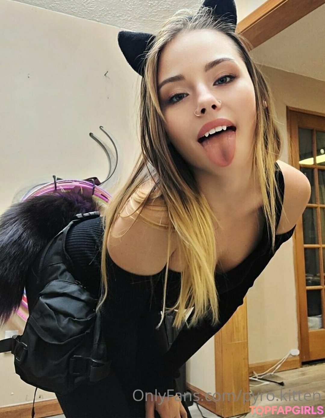 Foto desnuda filtrada de OnlyFans de Pyro Kitten #182 Foto desnuda filtrada de OnlyFans de Pyro Kitten #182