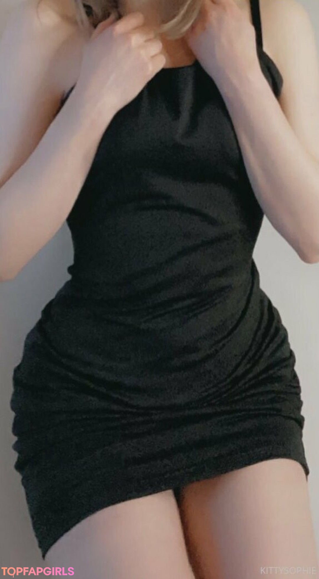 Foto desnuda filtrada de OnlyFans de Kittysophie #33 Foto desnuda filtrada de OnlyFans de Kittysophie #33