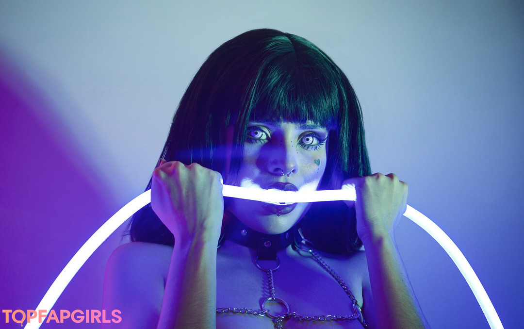 Foto desnuda filtrada de OnlyFans de Cyberpunkgirl #16 Foto desnuda filtrada de OnlyFans de Cyberpunkgirl #16