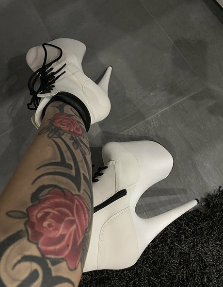 Foto desnuda filtrada de OnlyFans de Melideluxe