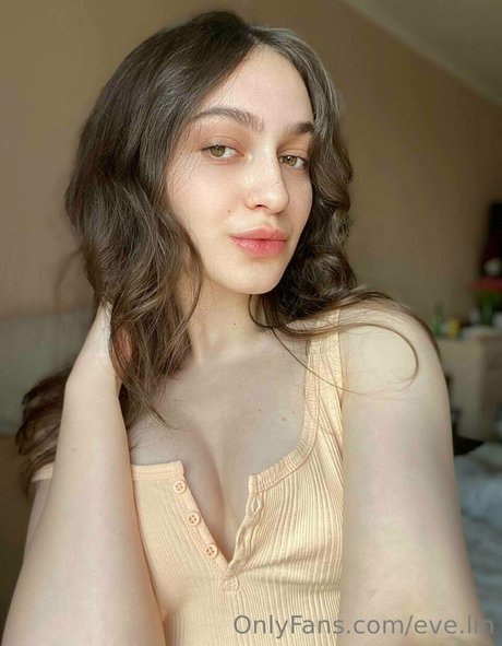 Foto desnuda filtrada de OnlyFans de Evelin