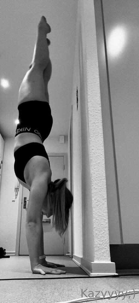 Kazymorizon Foto desnuda filtrada de OnlyFans de Kazymorizon #15