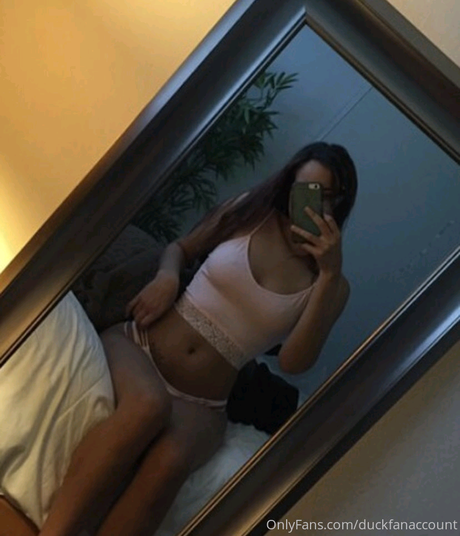 Foto desnuda filtrada de OnlyFans de Lauren Duck