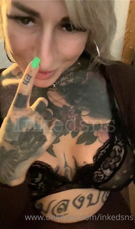 Foto desnuda filtrada de OnlyFans de Inkedsns