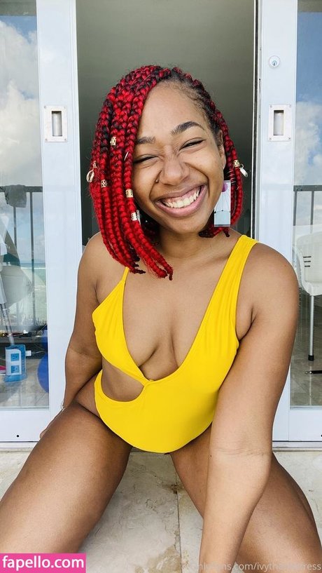 Foto desnuda filtrada de OnlyFans de Ivythamistress