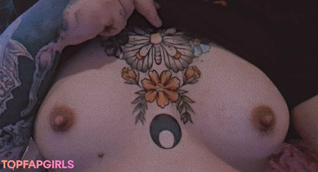 Foto desnuda filtrada de OnlyFans de Marysaccharine #20 Foto desnuda filtrada de OnlyFans de Marysaccharine #20