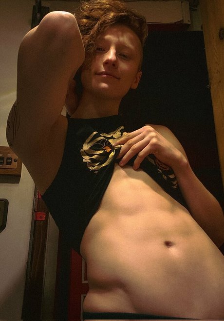 Foto desnuda filtrada de OnlyFans de Redsreferences