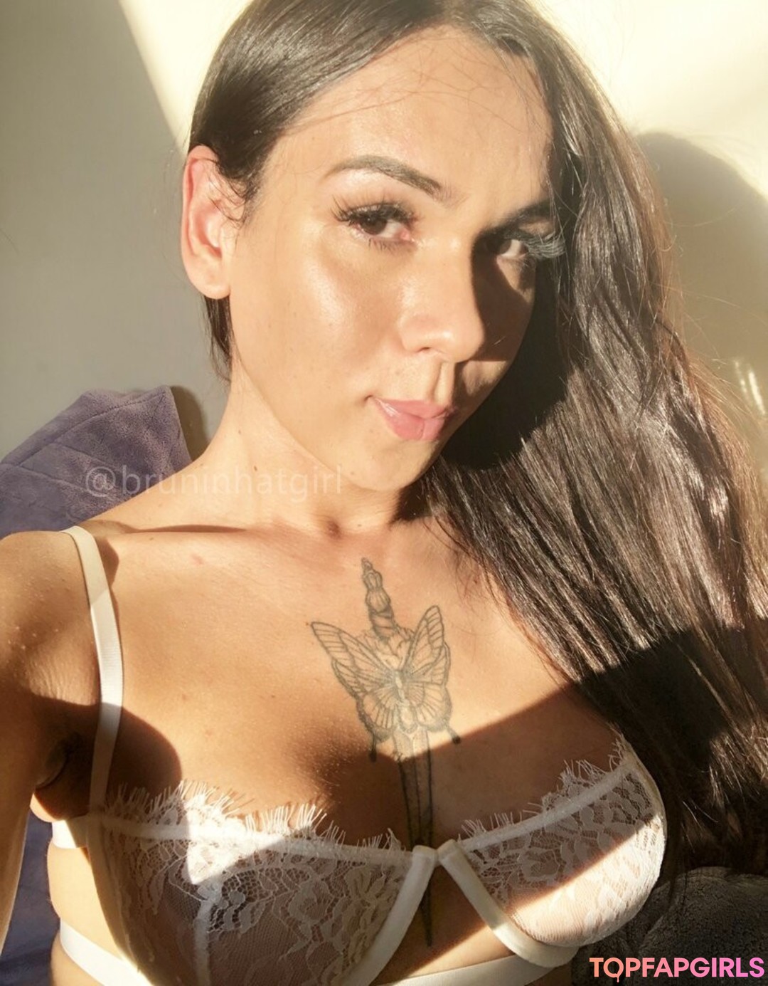 Foto desnuda filtrada de OnlyFans de Bruninhatgirl #155 Foto desnuda filtrada de OnlyFans de Bruninhatgirl #155