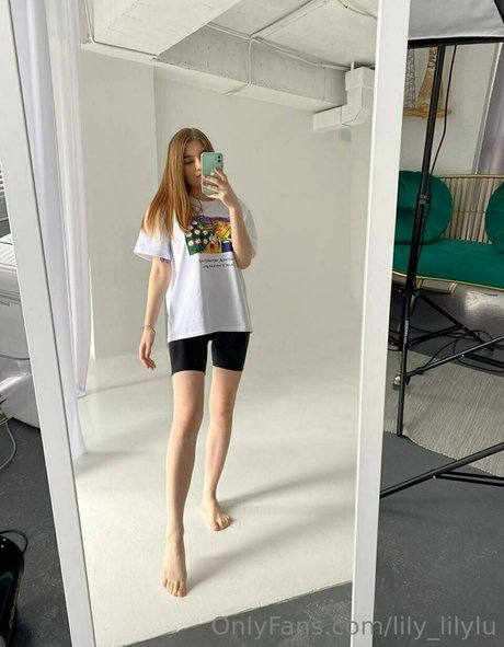 Foto desnuda filtrada de OnlyFans de Lilylilylu
