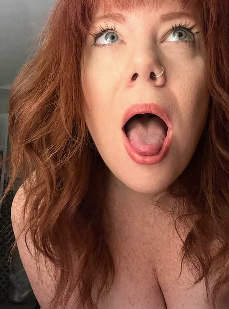 Foto desnuda filtrada de OnlyFans de Naughtyexpastorswife