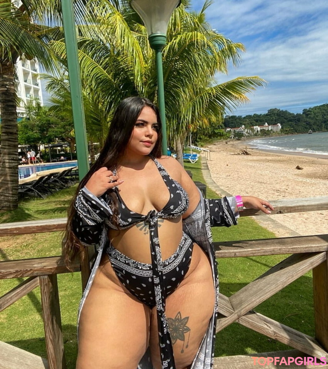 Foto desnuda filtrada de OnlyFans de Graciebon1 #432 Foto desnuda filtrada de OnlyFans de Graciebon1 #432
