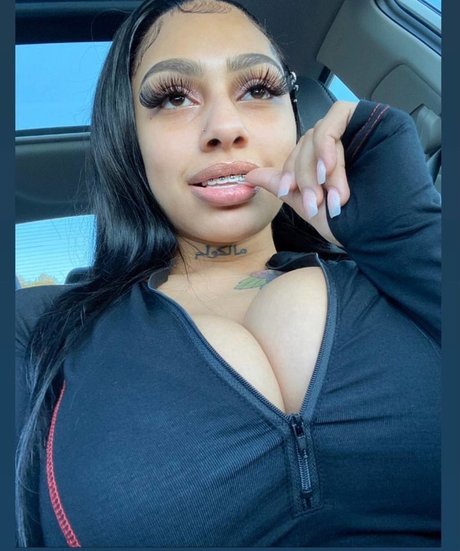 Fineassyonna